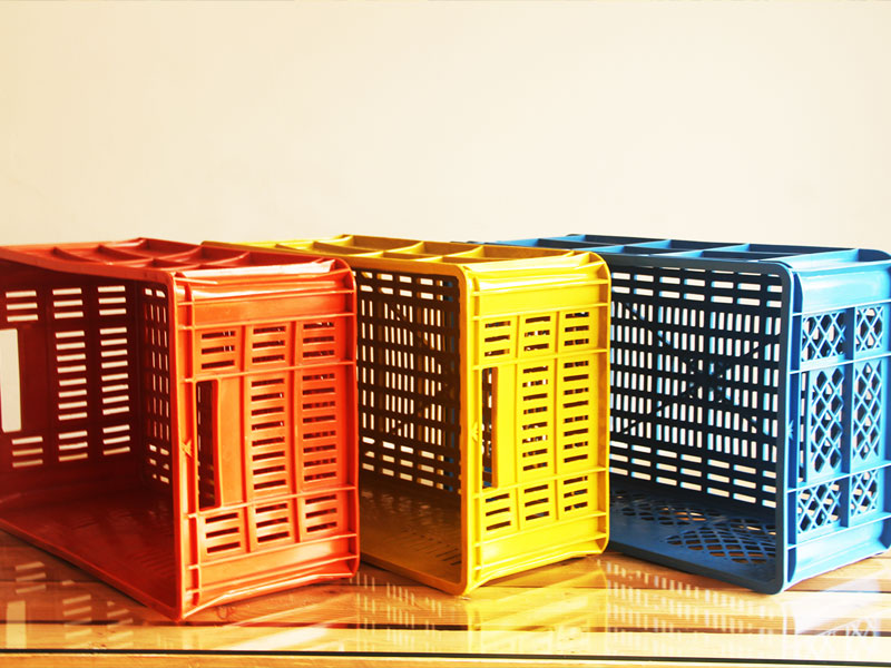 Cestas Plásticas en el Retail Panameño: Cómo las Grandes Cadenas Optimizan su Logística de Distribución